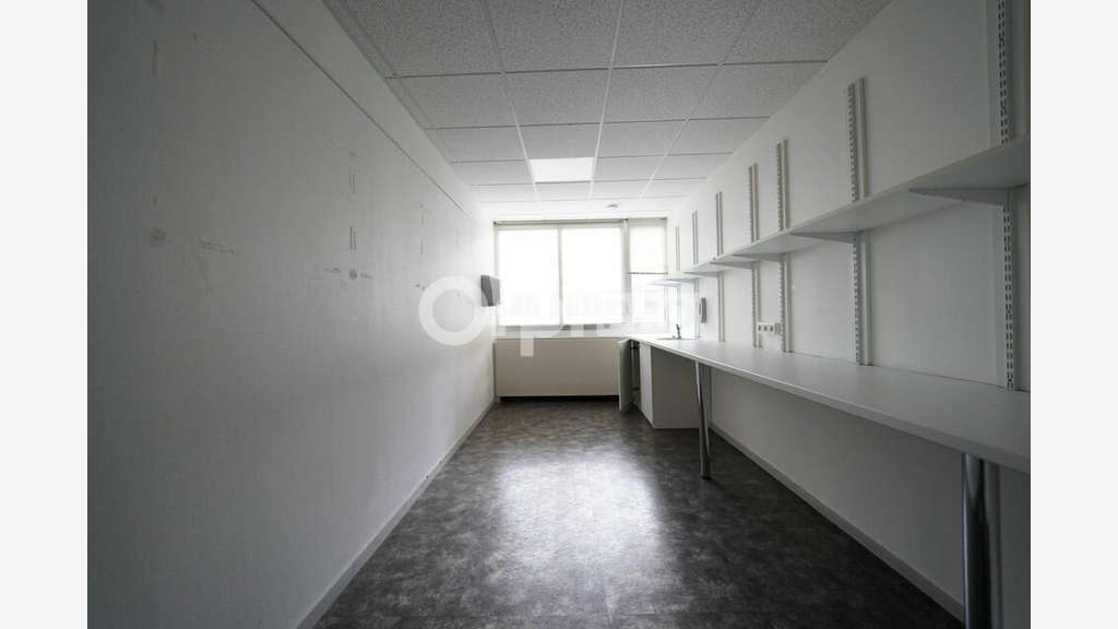 Bureaux de 386m² à louer à Lyon 69003