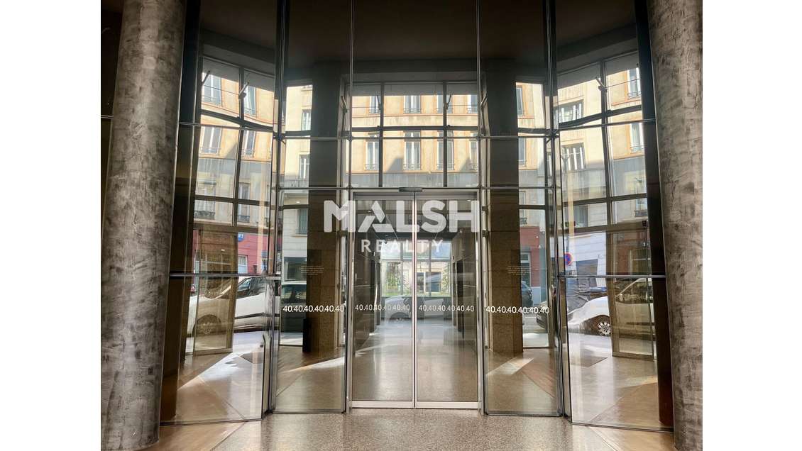 A louer bureaux 482m² R+3 avec 5 parkings Lyon 3e 