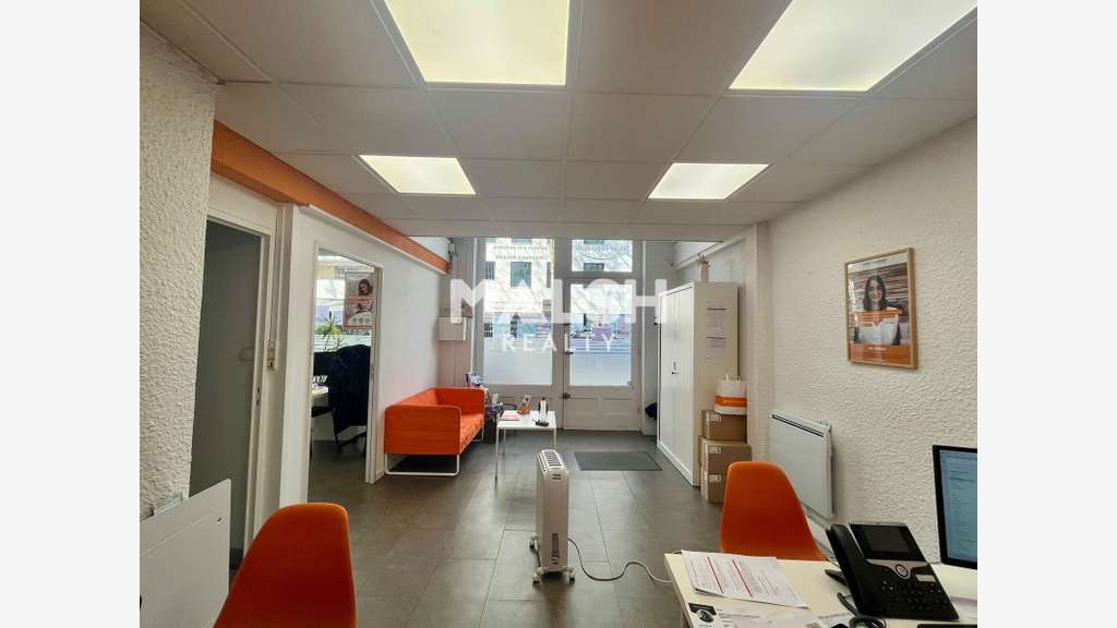 A louer bureaux 75m² RDC à Lyon 3e Garibaldi