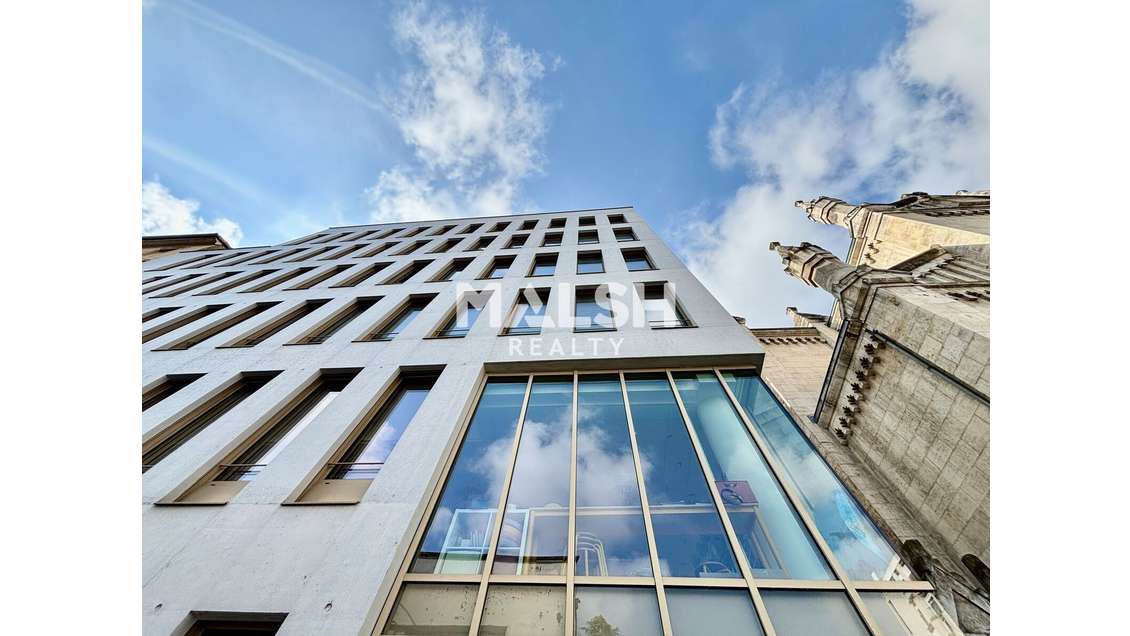 A louer bureaux 343m² excellent état Lyon 3e