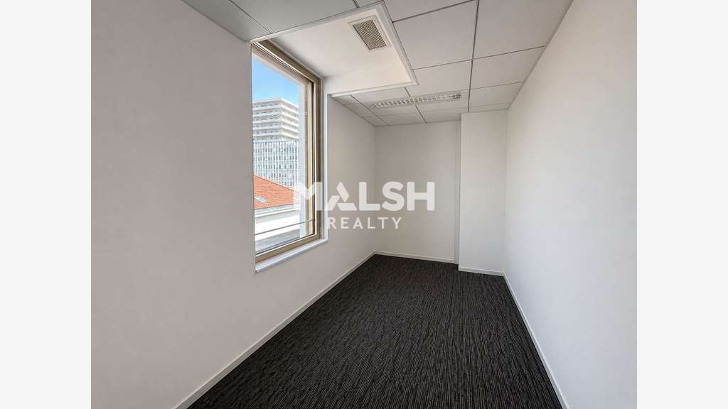 A louer bureaux 343m² excellent état Lyon 3e