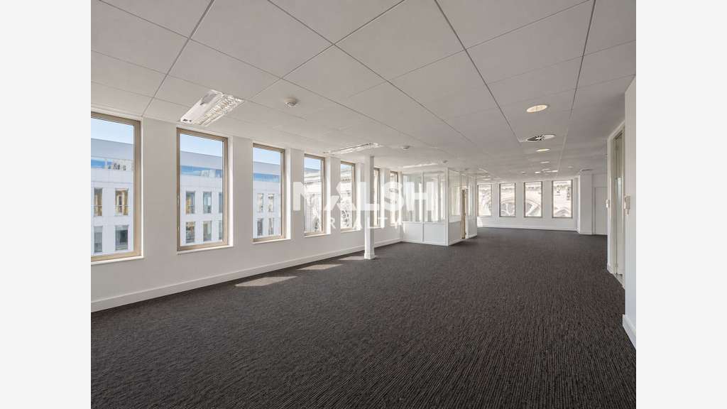 A louer bureaux 343m² excellent état Lyon 3e