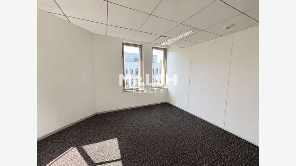 A louer bureaux 343m² excellent état Lyon 3e