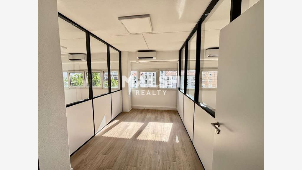 Location bureaux rénovés 240m² divisibles Lyon 3e