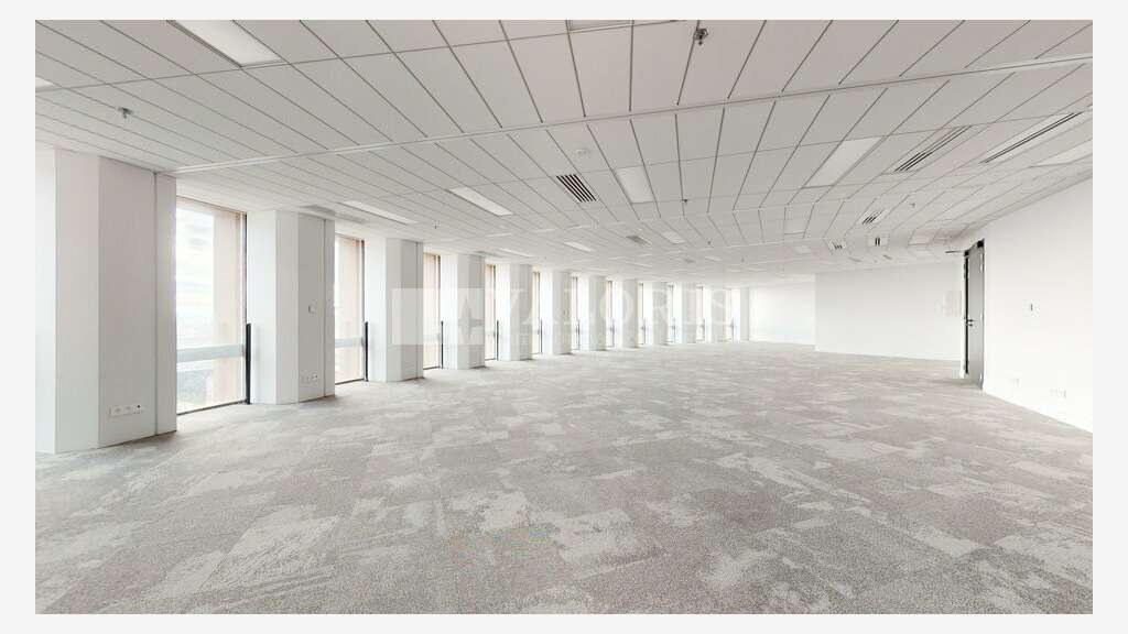 Bureaux rénovés à louer Lyon 3e tour CRAYON 