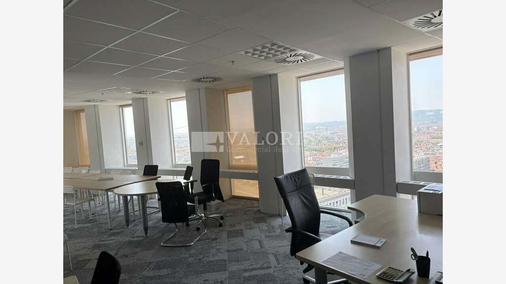 Bureaux de 80m² à louer à à Lyon 3 Tour Part-Dieu
