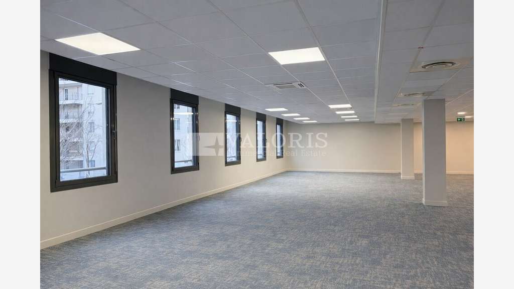 Bureaux de 305m² à louer à Lyon 69003 Sans Souci