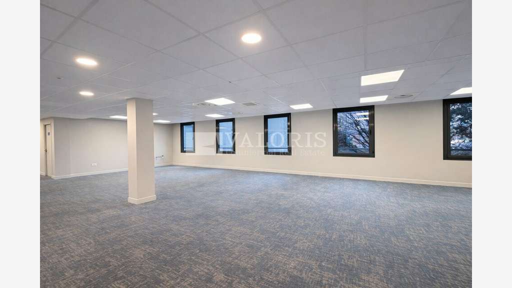 Bureaux de 305m² à louer à Lyon 69003 Sans Souci
