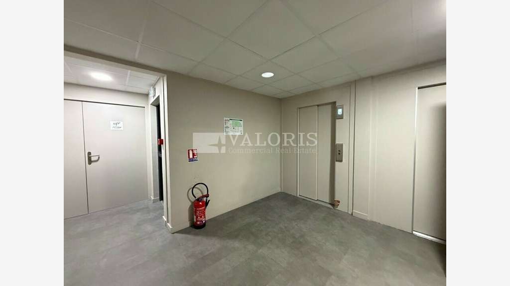 Bureaux de 305m² à louer à Lyon 69003 Sans Souci