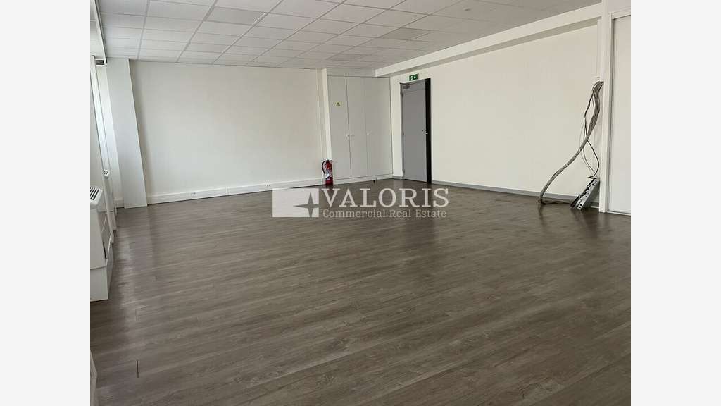 Bureaux de 340m² à louer à Lyon 3 Part Dieu