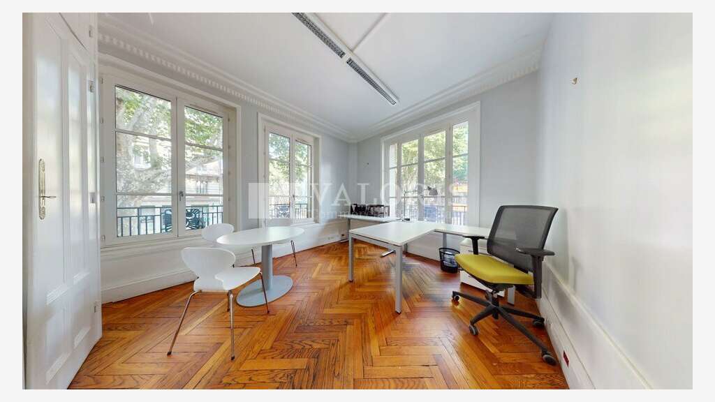 Bureaux de 410m² à louer à Lyon 69003 Préfecture