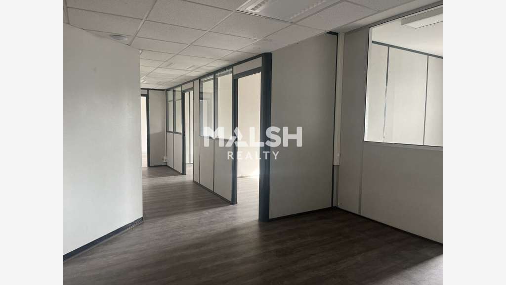 A louer bureaux à Lyon 3e métro Sans-Souci