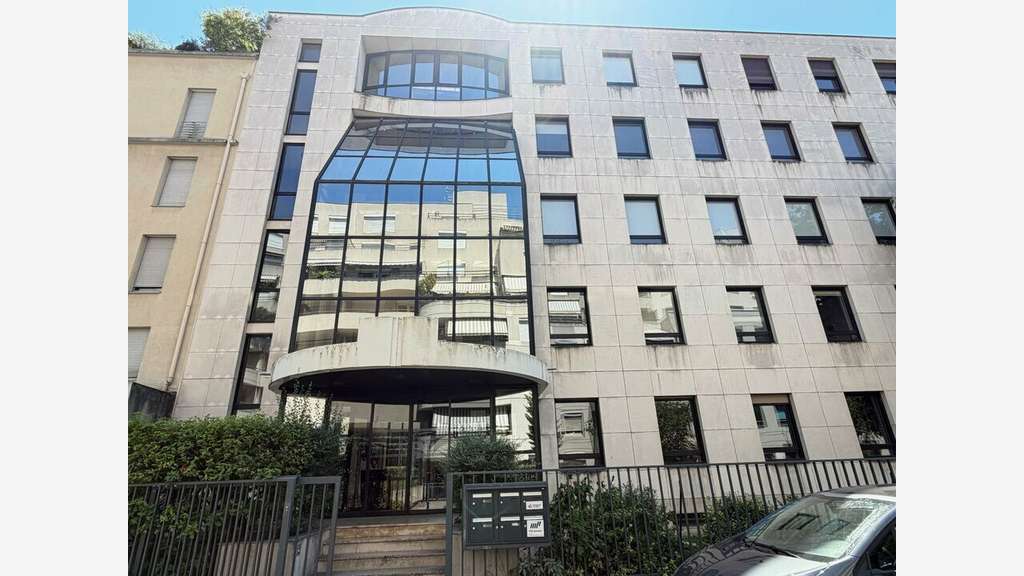 Bureaux à partir de 340m² à louer à Lyon 3e