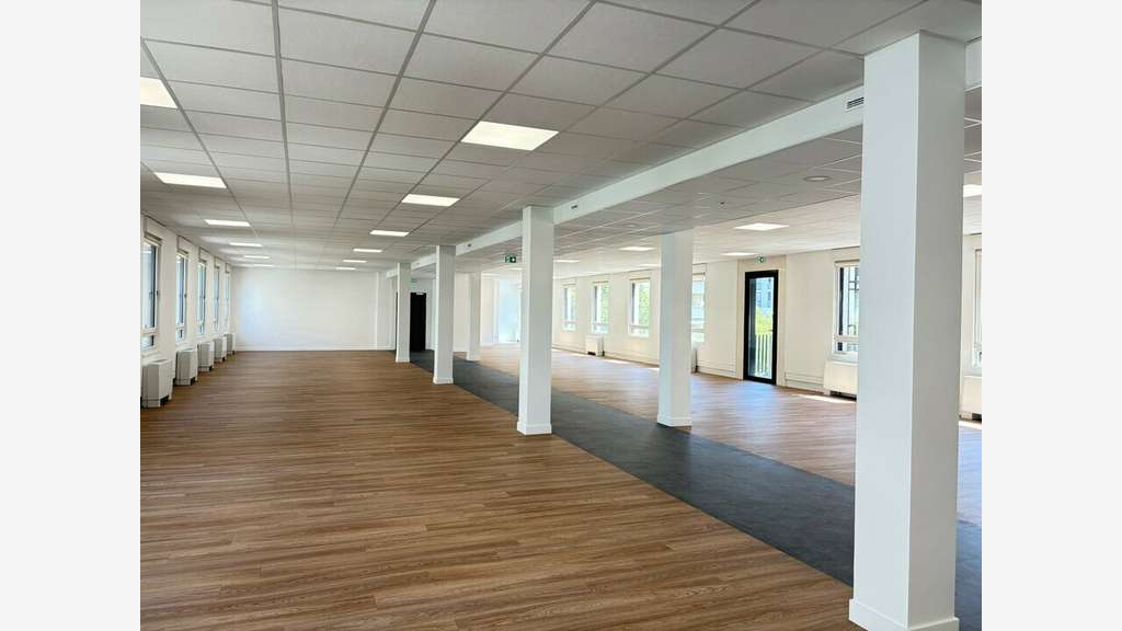 Bureaux à partir de 340m² à louer à Lyon 3e