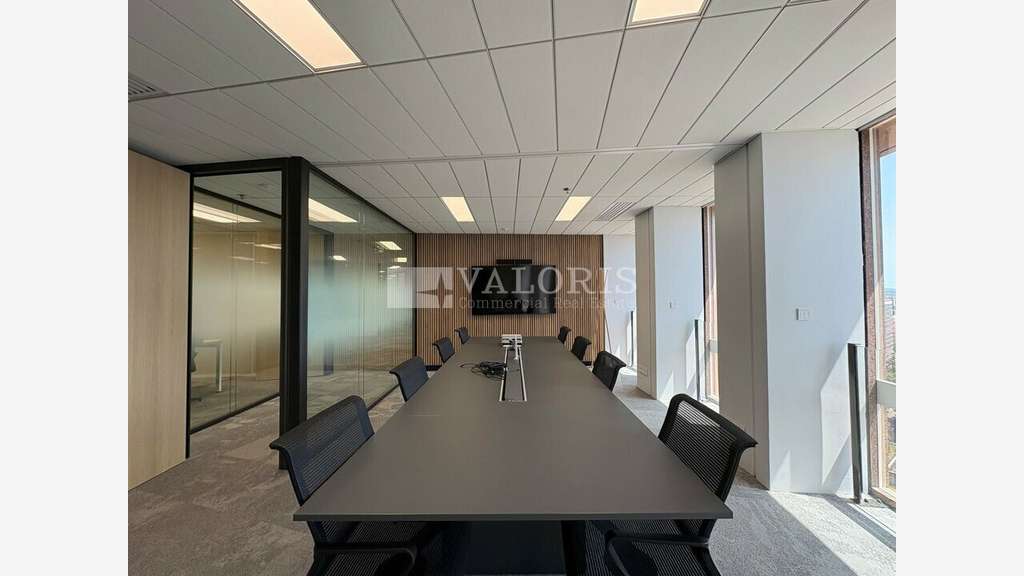 Plateau de bureaux rénovés 250m² à louer à Lyon 3e