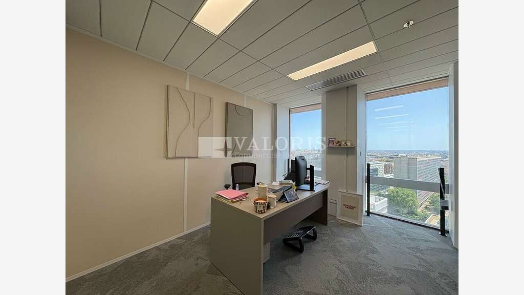 Plateau de bureaux rénovés 250m² à louer à Lyon 3e