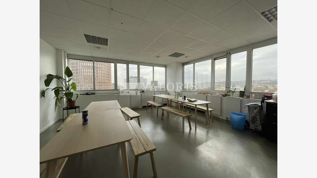 Bureaux à louer immeuble IGH Lyon 3e Part-Dieu