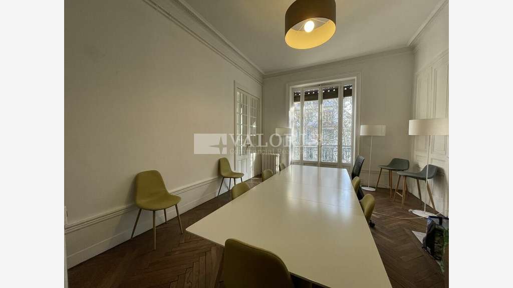 Superbe plateau 340m² à louer à Lyon 3e