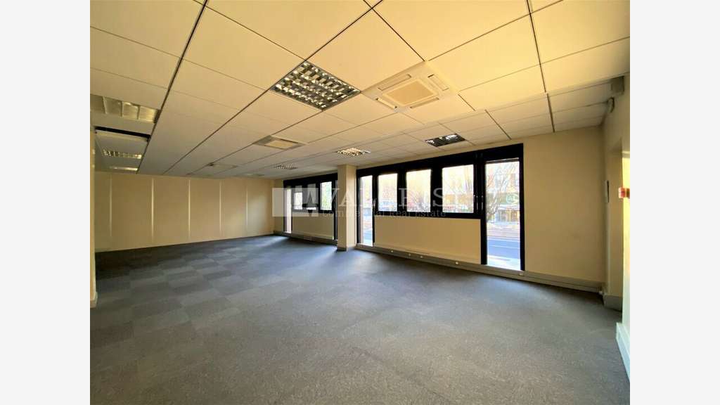 Bureaux à louer à Lyon 3e proche Gare Part Dieu