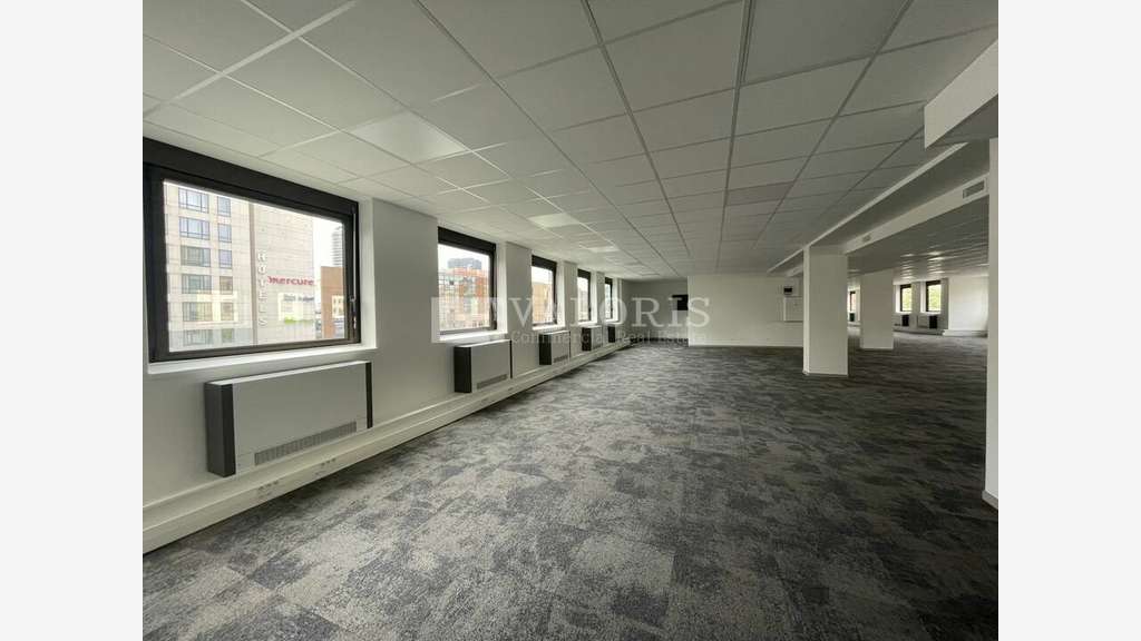 Bureaux rénovés à louer à Lyon 3e Part Dieu