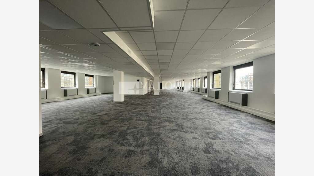 Bureaux rénovés à louer à Lyon 3e Part Dieu