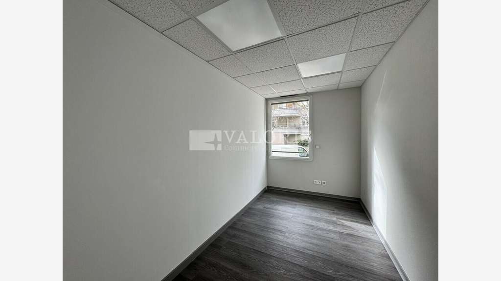 Bureaux 209m² à louer à Lyon 3e métro Sans-Souci