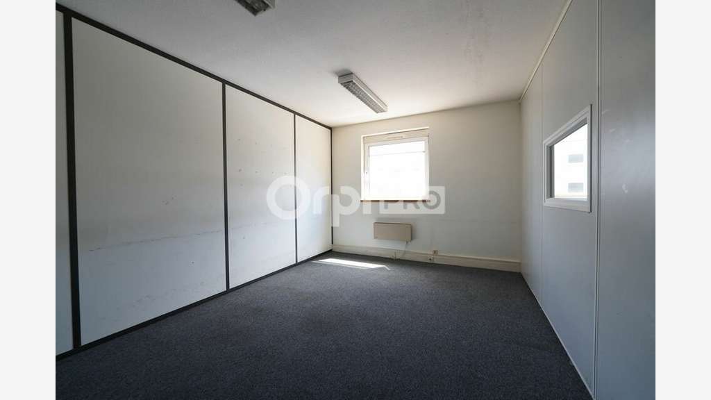 Bureaux de 64m² à louer à Lyon 3 prox Part Dieu