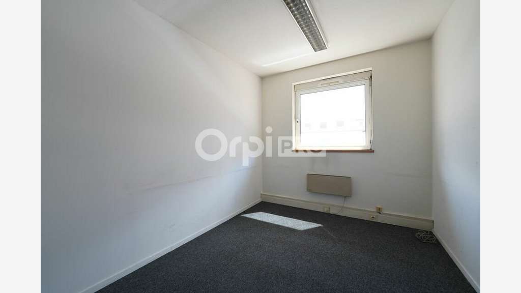 Bureaux de 64m² à louer à Lyon 3 prox Part Dieu