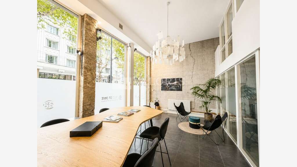 Bureaux 230m² à louer à Lyon 69003 Saxe-Préfecture