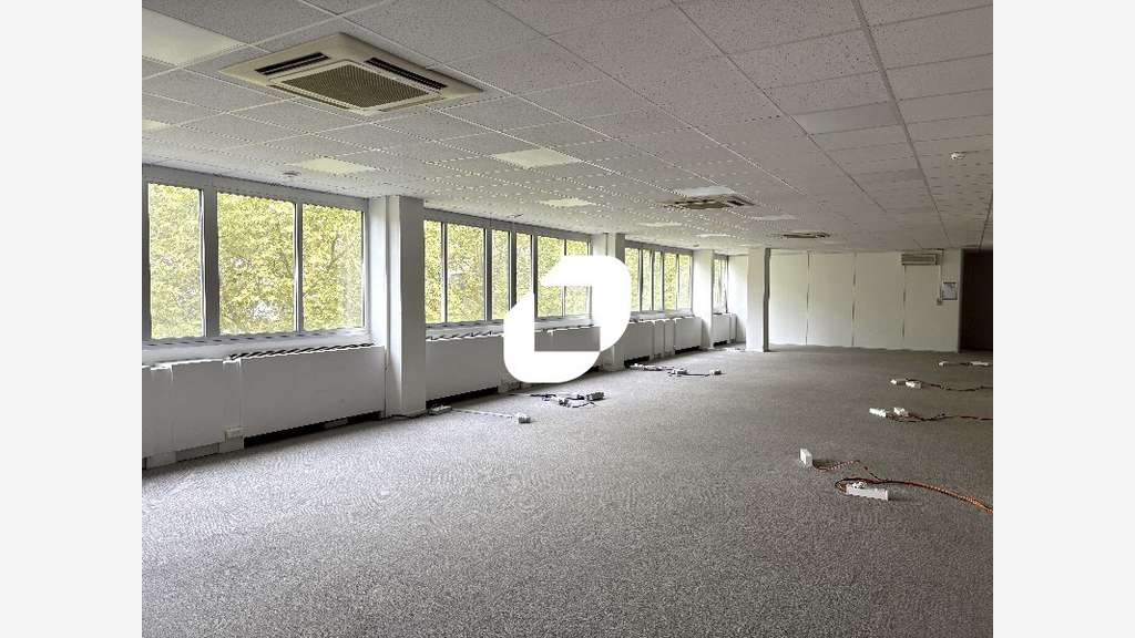 A louer Bureaux 1128m² Lyon