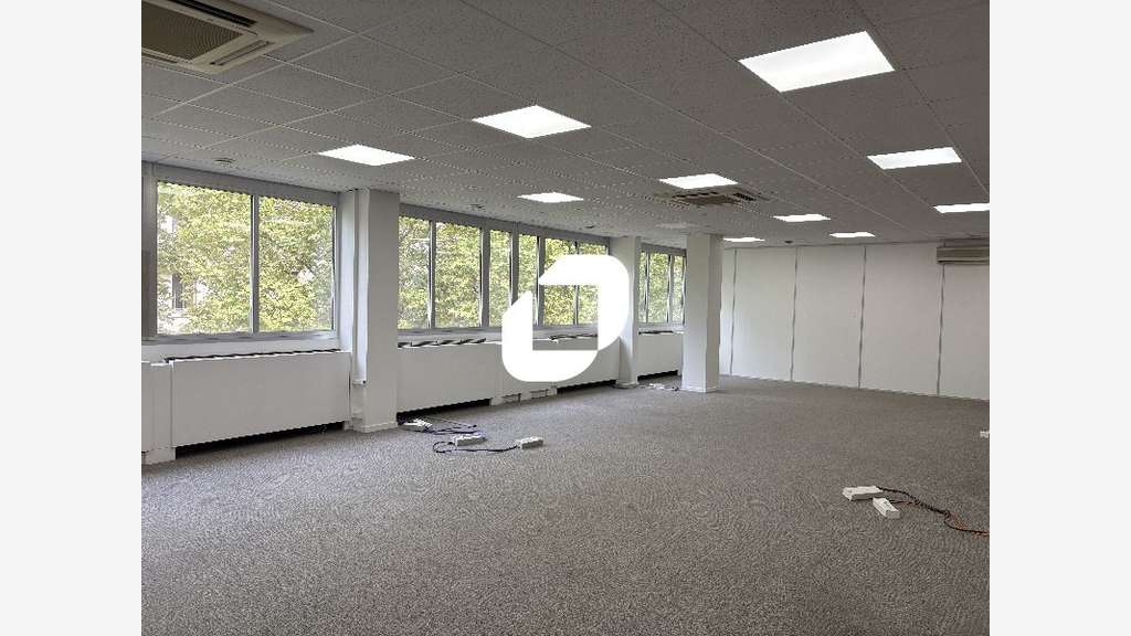 A louer Bureaux 1128m² Lyon