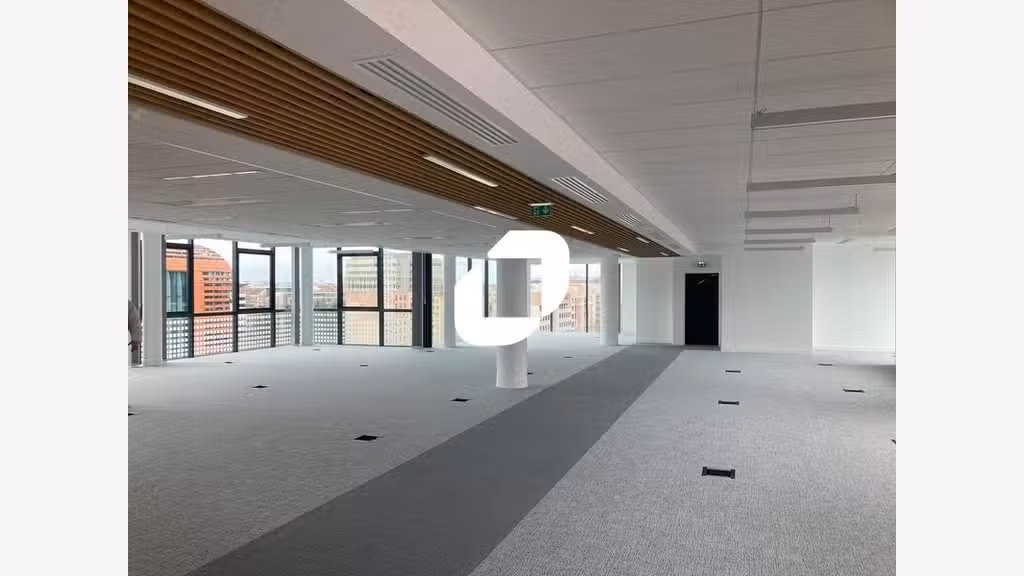 A louer Bureaux 4588m² Lyon