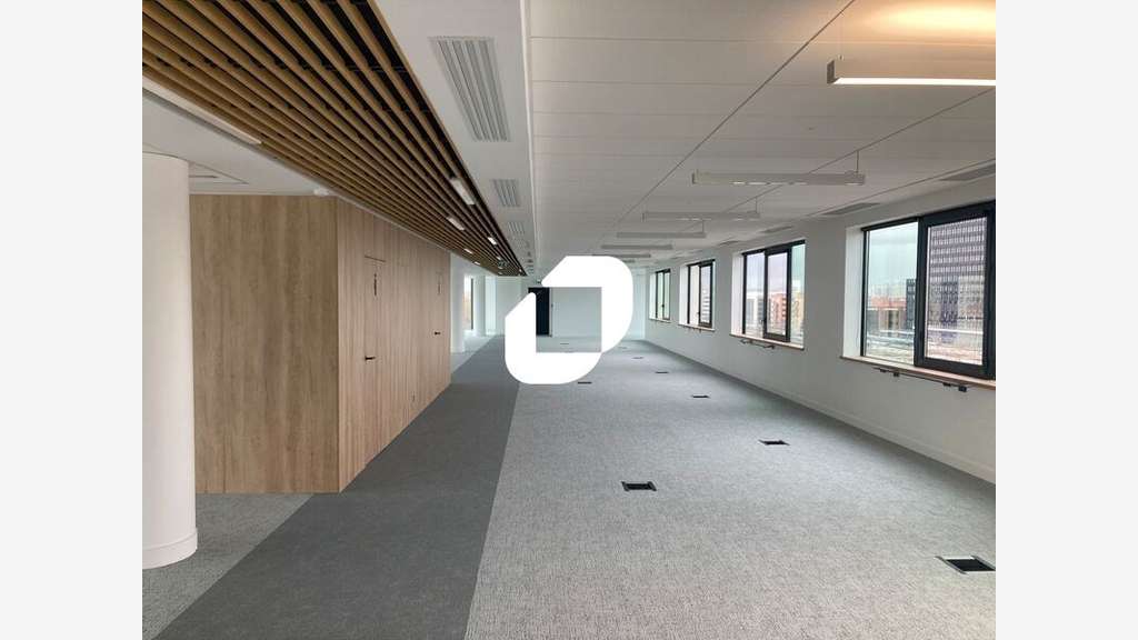 A louer Bureaux 4588m² Lyon