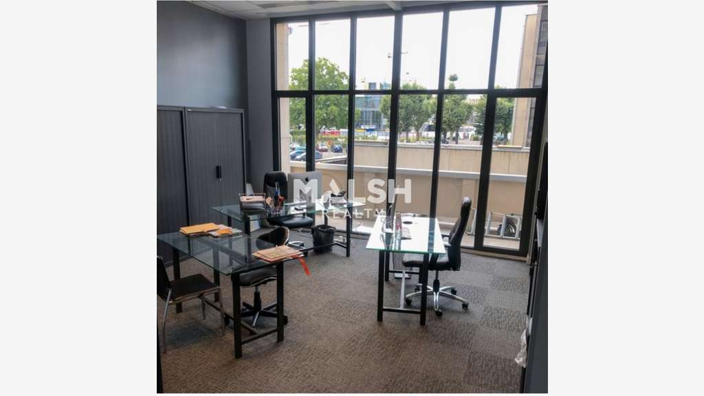 Bureaux rénovés 88m² ERP5 à louer Lyon 3 Part-Dieu