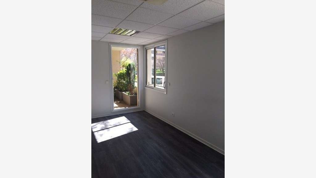 Bureaux à louer rue Saint Maximin Lyon 3eme