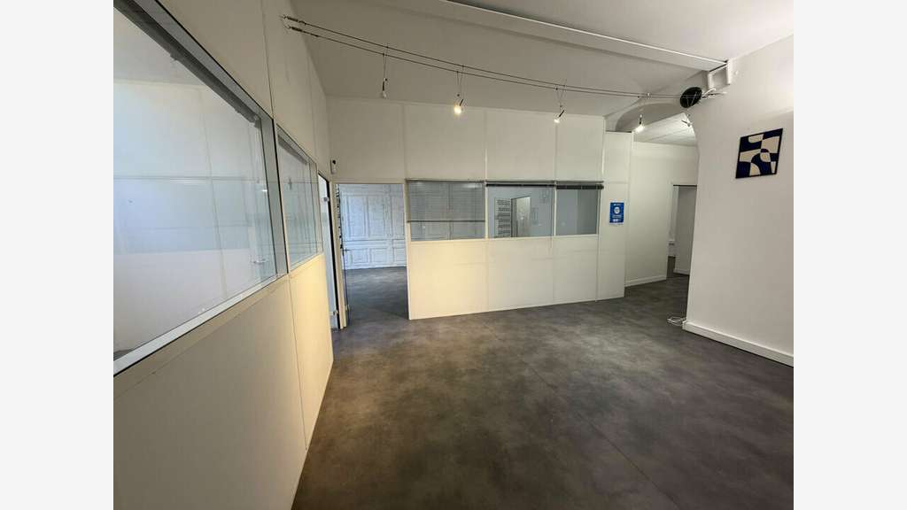 LYON 4 - BUREAUX à louer