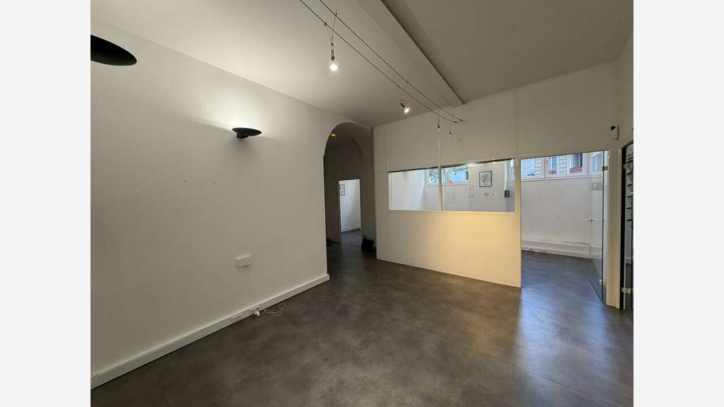 LYON 4 - BUREAUX à louer