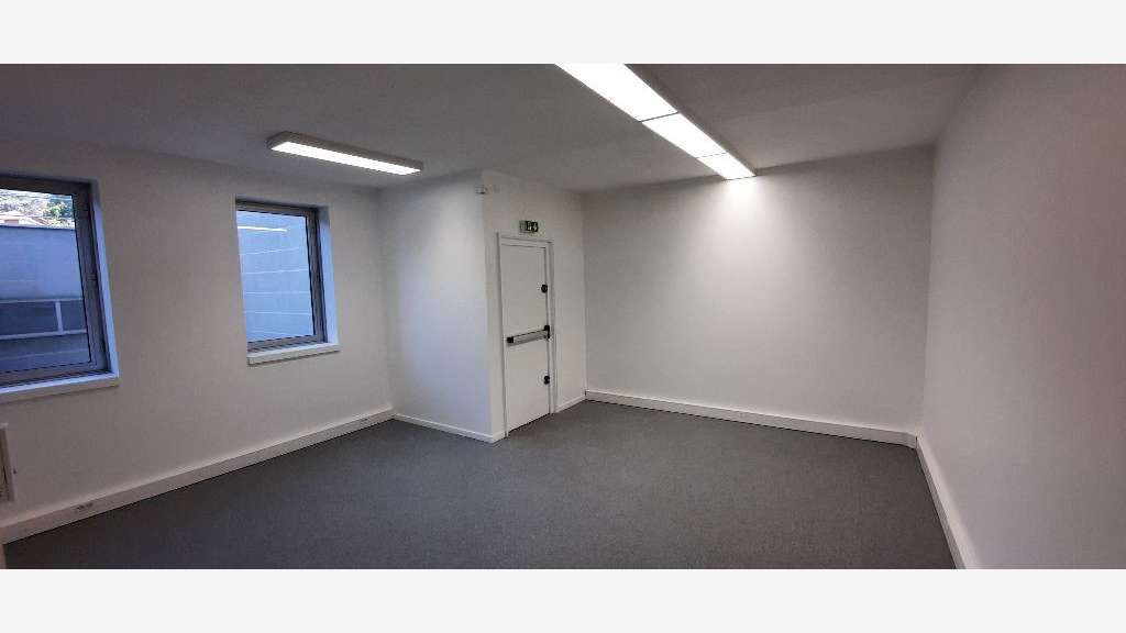 Bureaux rénovés à louer Lyon 5e Quai de Saône