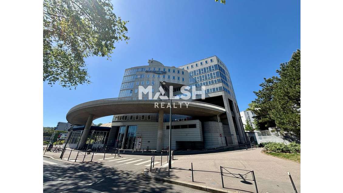 A louer bureaux 98m² à Lyon 5e quais de Saône