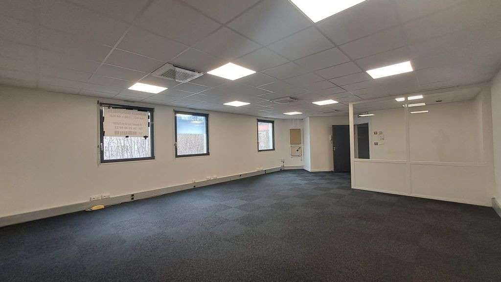 Bureaux 163m² à louer à Lyon secteur gare de Vaise