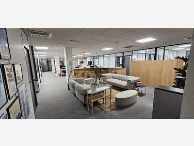 A louer bureaux de 734m² à Lyon 9 Gorge de Loup