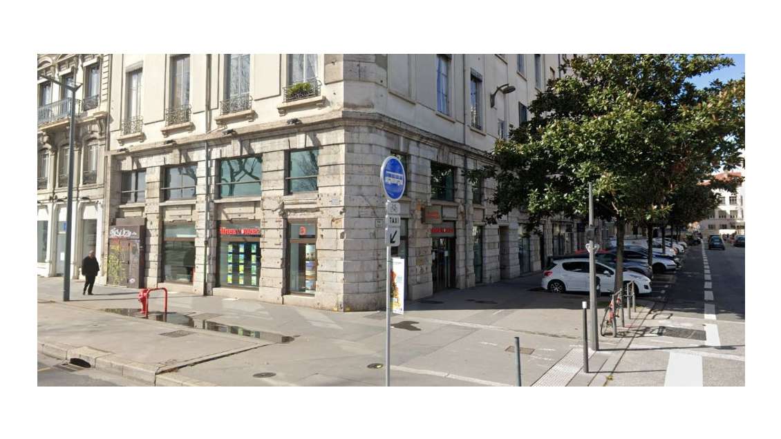 À louer local idéalement situé à Lyon centre 