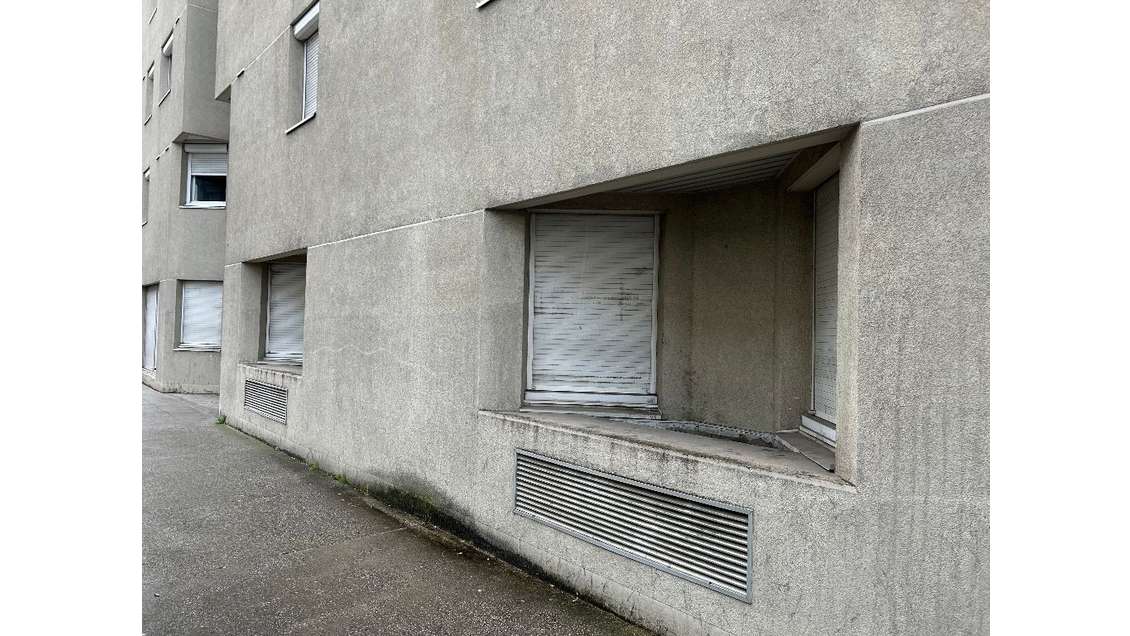 Location local 367m² à Villeurbanne
