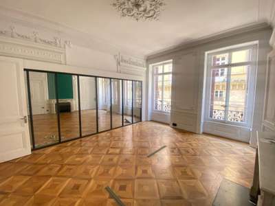 Bureaux 320m² à louer à Lyon Presqu'ile
