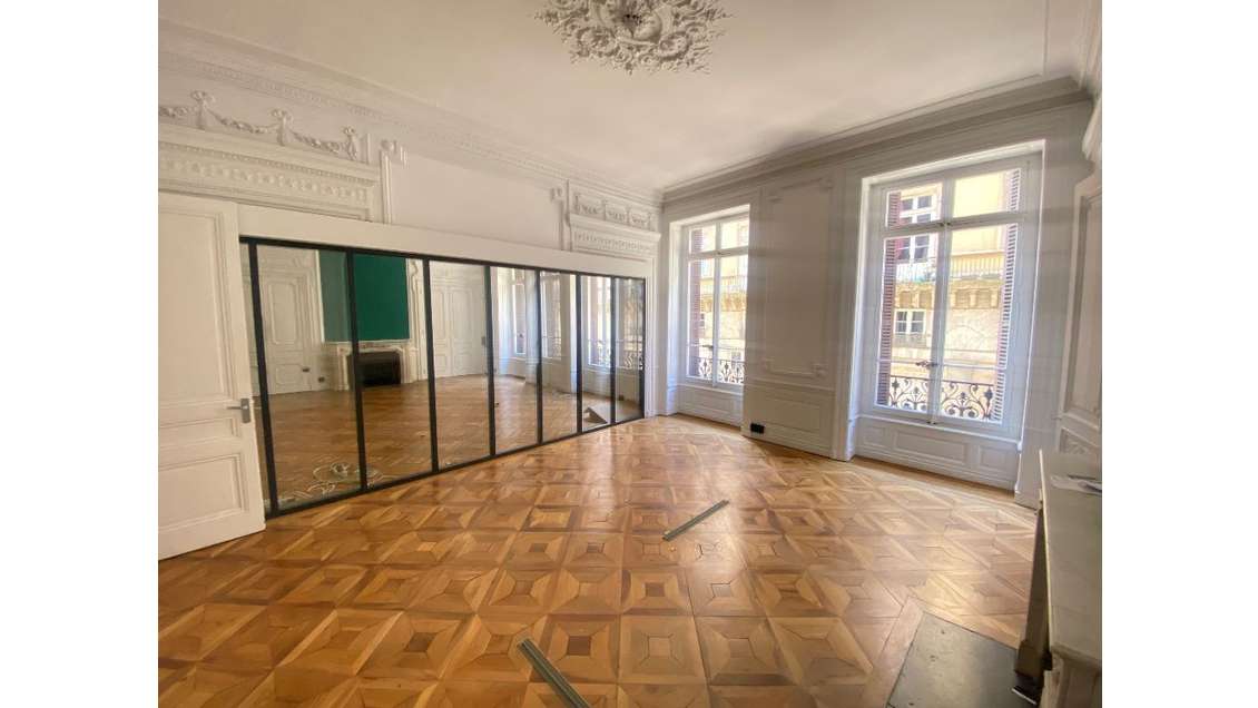 Bureaux 320m² à louer à Lyon Presqu'ile