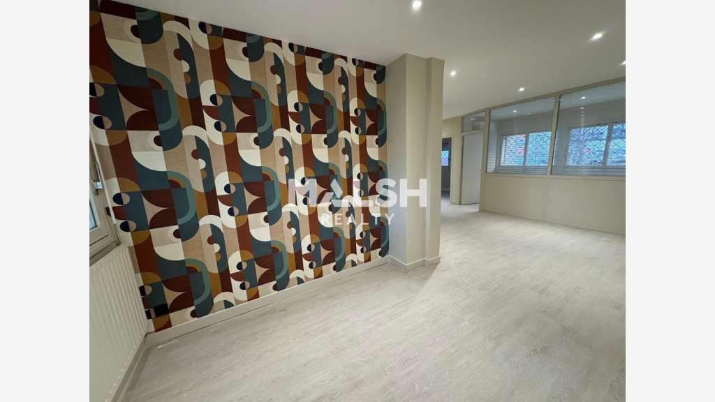 Bureaux 262m² 4 parkings à louer Lyon 6e Part-Dieu
