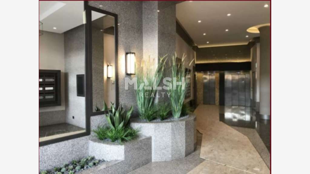 Bureaux 1638m² divisibles en 5 lots à Lyon 6e