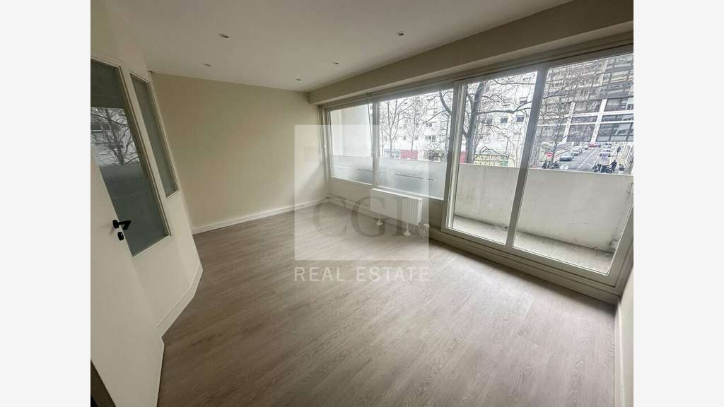 Bureaux climatisés 265m² à louer à Lyon 6e