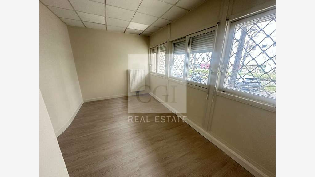 Bureaux climatisés 265m² à louer à Lyon 6e