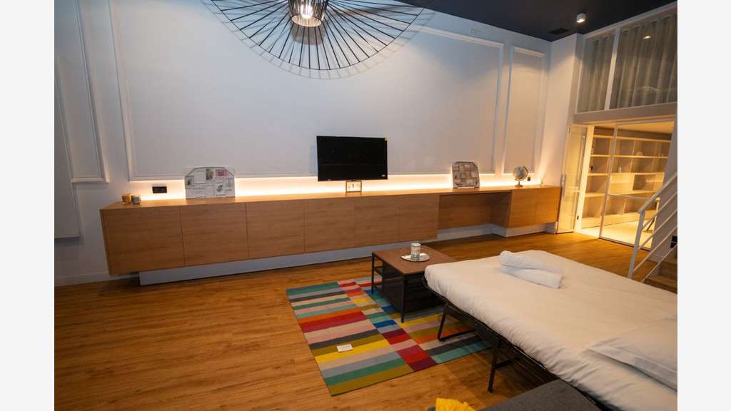 Magnifique local commercial 91m² à louer Lyon 6e